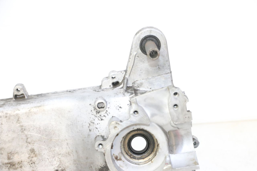 photo de LEFT ENGINE CRANKCASE PEUGEOT CITYSTAR 50 (2013 - 2017) - Surface and material condition