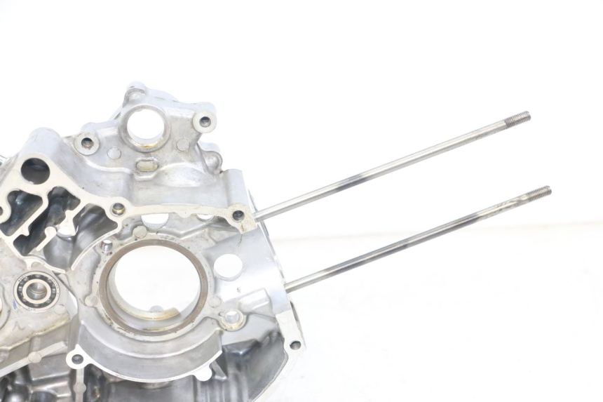 photo de LEFT ENGINE CRANKCASE HONDA CRF-F CRF F 110 (2019 - 2022) - Zoom on usage condition