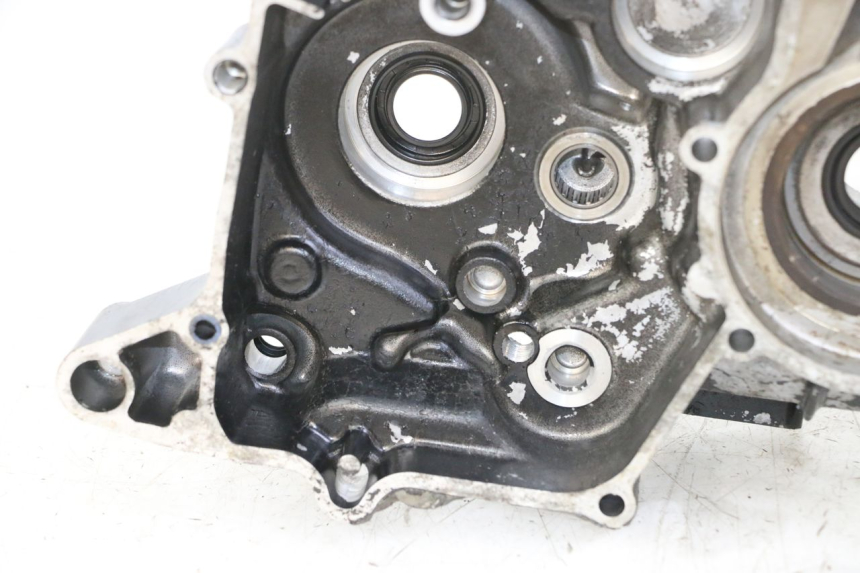 photo de LEFT ENGINE CRANKCASE HONDA MTX TC02 125 (1987 - 1989) - Additional view of the item