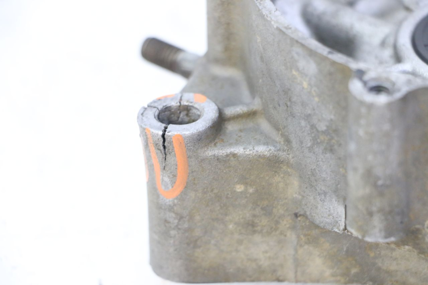 photo de LEFT ENGINE CRANKCASE KAWASAKI KX 65 (2000 - 2019) - Surface and material condition