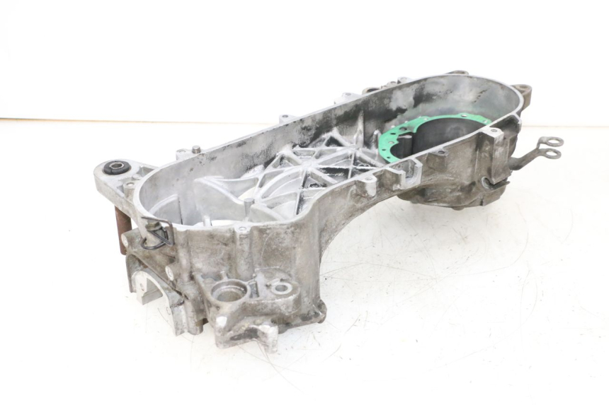 photo de LEFT ENGINE CRANKCASE PEUGEOT KISBEE 2T 50 (2010 - 2017) - Zoom on usage condition