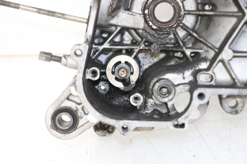 photo de LEFT ENGINE CRANKCASE PIAGGIO NEW TYPHOON 50 (2010 - 2017) - Component detail