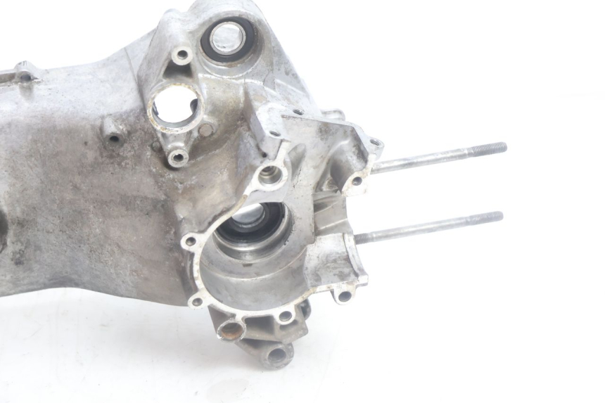 photo de LEFT ENGINE CRANKCASE MBK NITRO 50 (2004 - 2008) - Zoom on usage condition