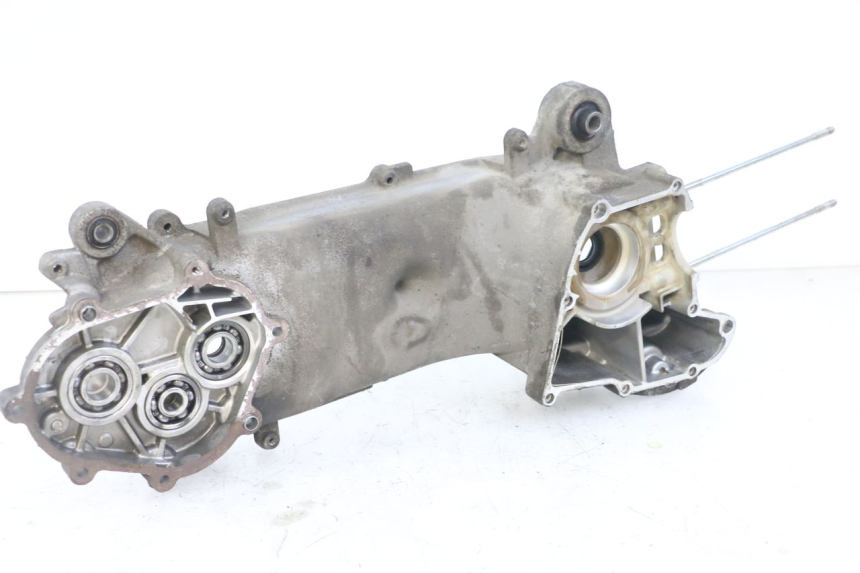 photo de LEFT ENGINE CRANKCASE MBK OVETTO 4T 50 (2008 - 2016) - Zoom on usage condition