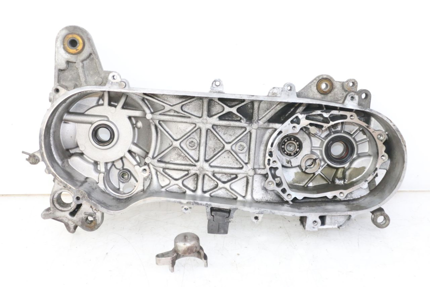 photo de LEFT ENGINE CRANKCASE PEUGEOT LUDIX 50 (2005 - 2007) - Main view