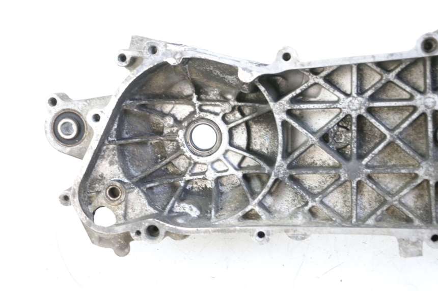 photo de LEFT ENGINE COVER PEUGEOT TKR TREKKER FURIOUS 50 (2005 - 2014) - Distinctive features