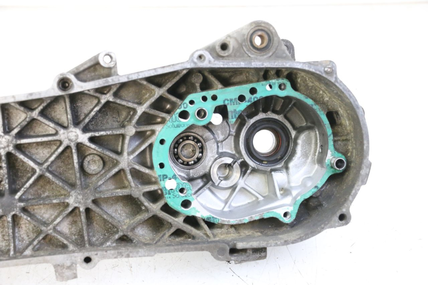 photo de LEFT ENGINE COVER PEUGEOT TKR TREKKER FURIOUS 50 (2005 - 2014) - High-resolution close-up