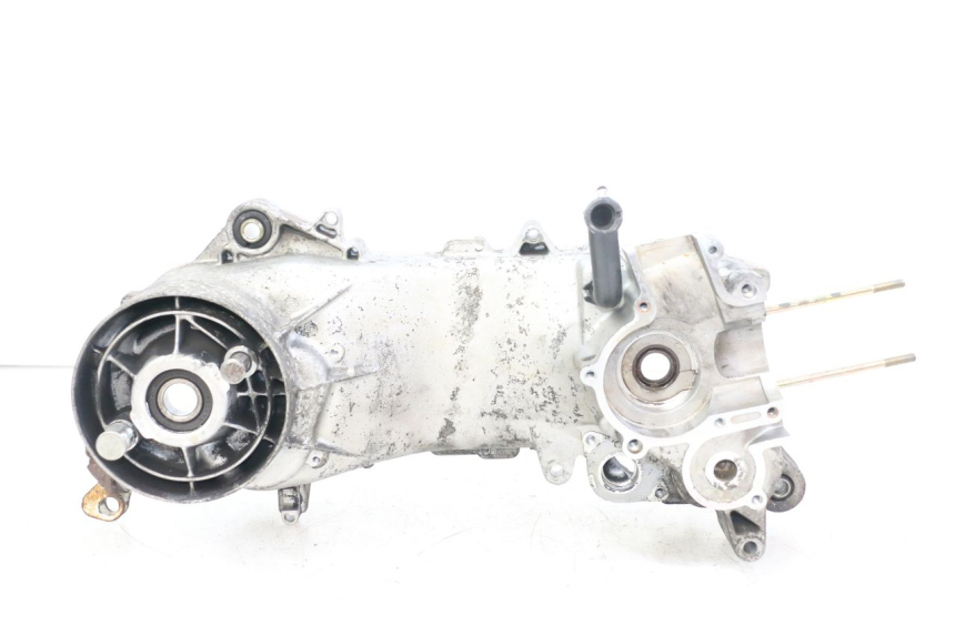 photo de LEFT ENGINE CRANKCASE PIAGGIO VESPA LX 2T 50 (2005 - 2013) - Technical close-up