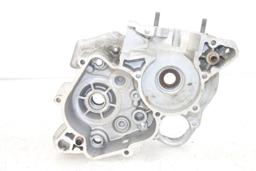 photo de LEFT ENGINE CASE GILERA RK 50 (1996 - 1999) - Additional view of the item