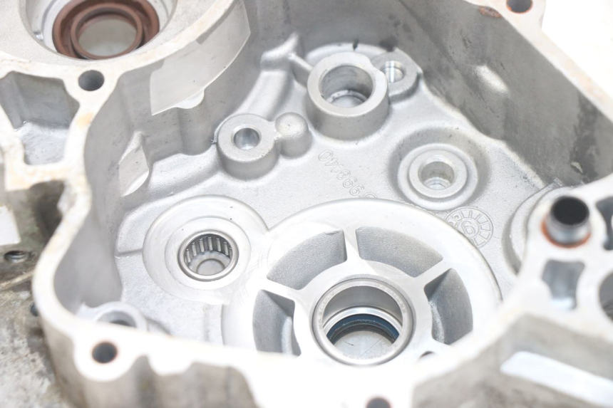 photo de LEFT ENGINE CASE GILERA RK 50 (1996 - 1999) - Alternative perspective