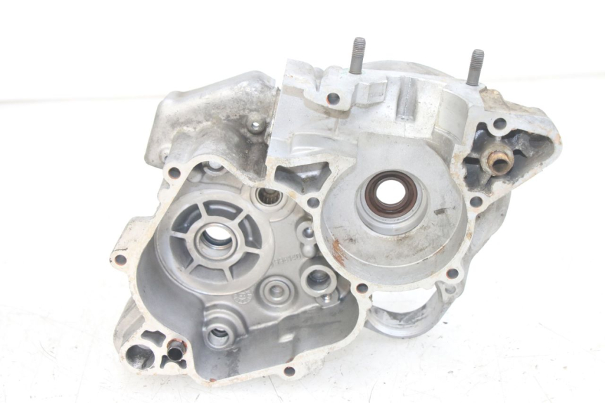photo de LEFT ENGINE CASE GILERA RK 50 (1996 - 1999) - Surface and material condition