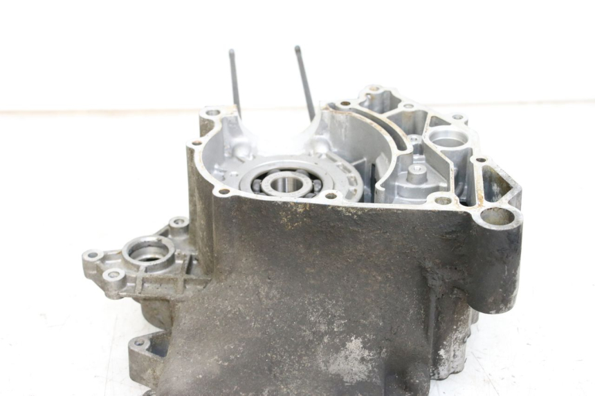 photo de LEFT ENGINE CRANKCASE APRILIA SCARABEO 100 (2003 - 2012) - Component detail