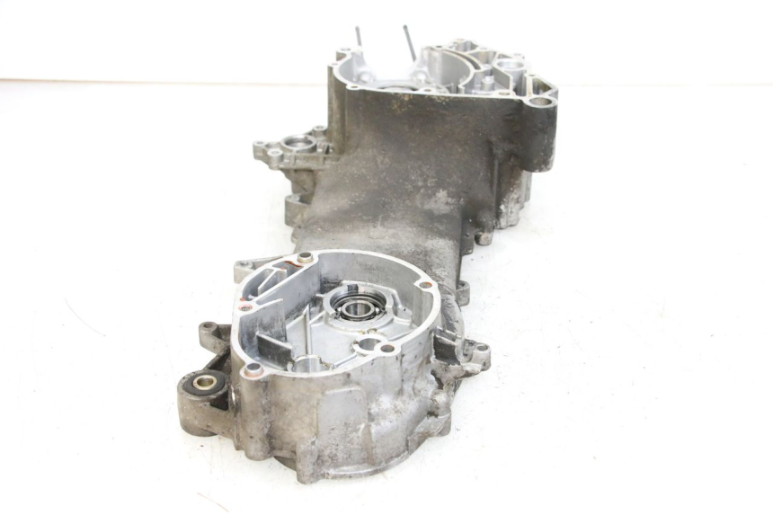 photo de LEFT ENGINE CRANKCASE APRILIA SCARABEO 100 (2003 - 2012) - Zoom on usage condition