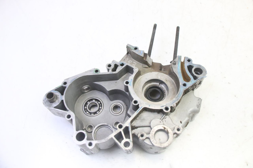 photo de LEFT ENGINE CRANKCASE DERBI SENDA SM DRD 50 (2008 - 2013) - Surface and material condition