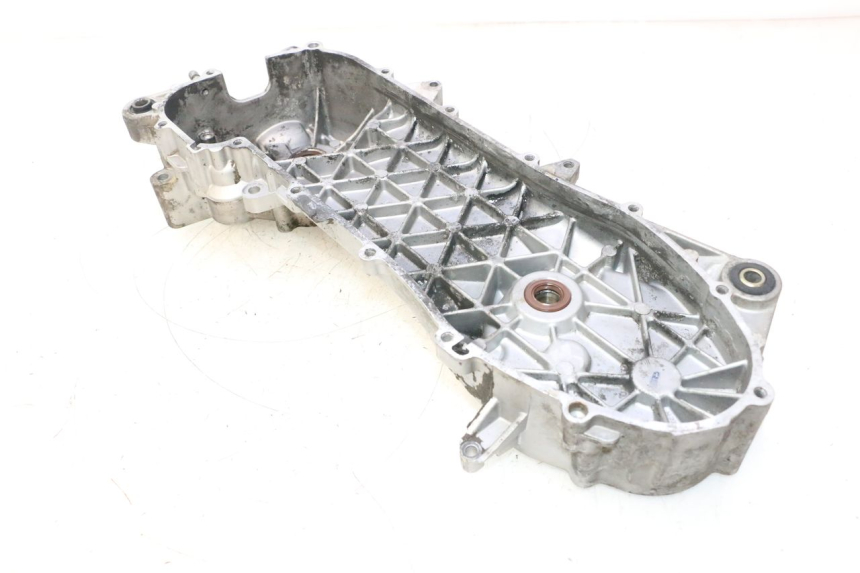 photo de LEFT ENGINE CRANKCASE APRILIA SR 2T 50 (2012 - 2017) - Distinctive features