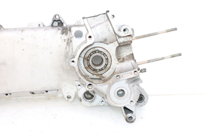 photo de LEFT ENGINE CRANKCASE APRILIA SR 2T 50 (2012 - 2017) - Technical close-up