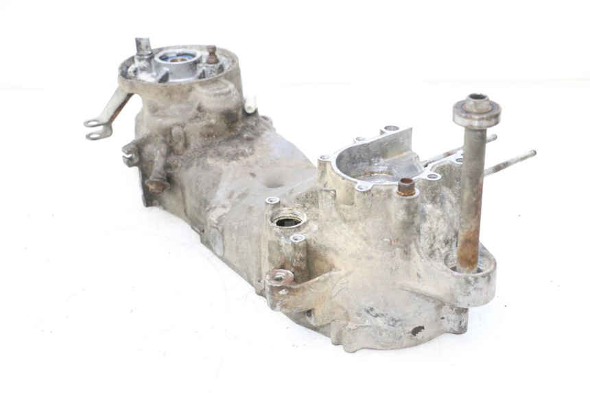 photo de LEFT ENGINE CRANKCASE MBK STUNT NAKED 50 (2004 - 2018) - Additional view of the item