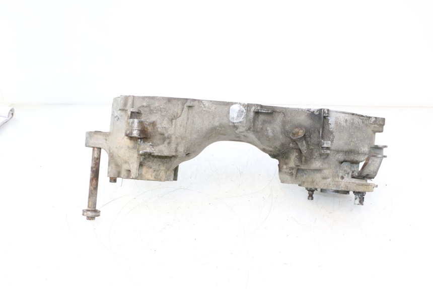 photo de LEFT ENGINE CRANKCASE MBK STUNT NAKED 50 (2004 - 2018) - Alternative perspective