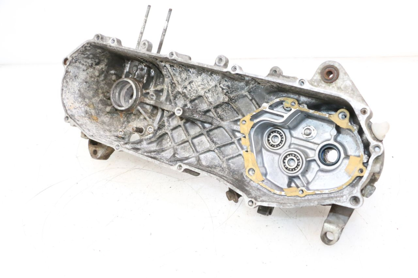 photo de LEFT ENGINE CRANKCASE MBK STUNT NAKED 50 (2004 - 2018) - Technical close-up