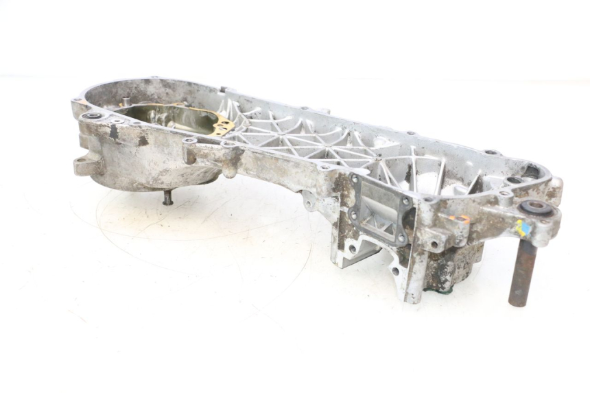 photo de LEFT ENGINE CRANKCASE PEUGEOT TREKKER 50 (1995 - 2004) - Fixing points details