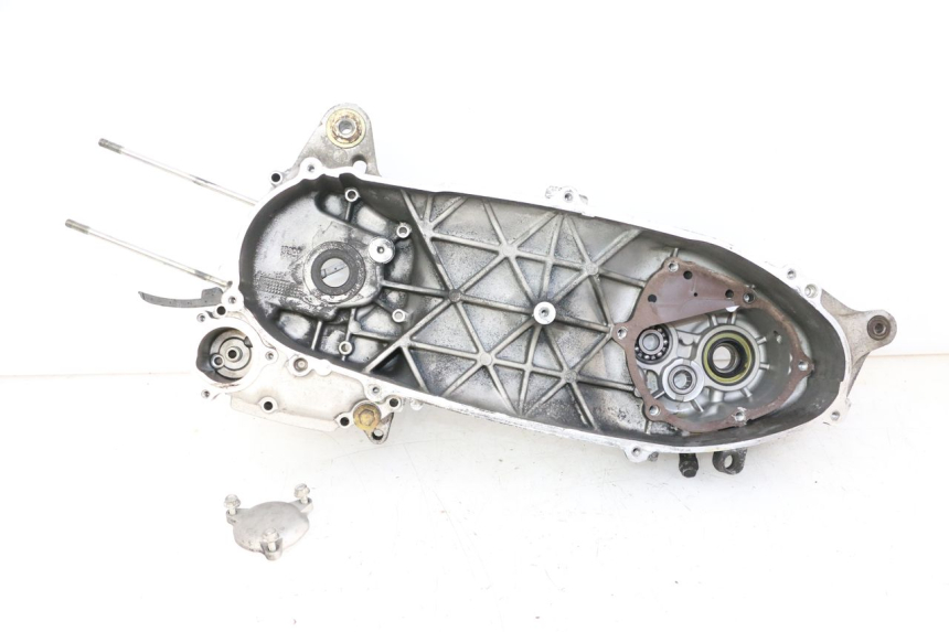 photo de LEFT ENGINE CRANKCASE YAMAHA X-CITY XCITY 125 (2007 - 2013) - Main view