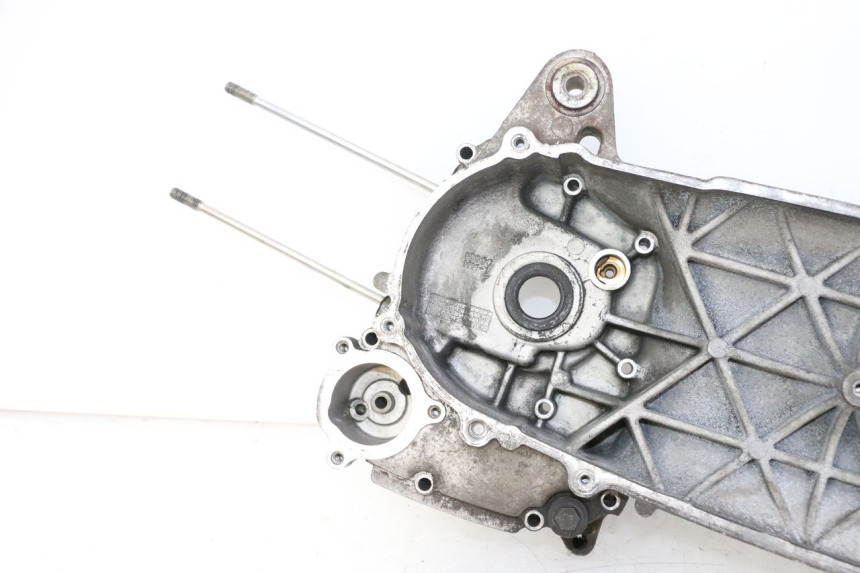 photo de LEFT ENGINE CRANKCASE YAMAHA X-MAX XMAX 125 (2010 - 2013) - Supplementary product photo