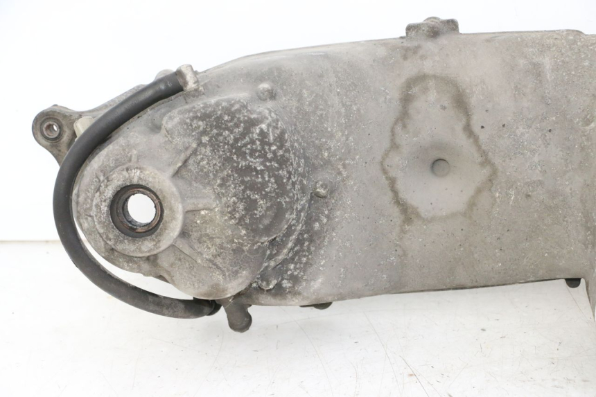 photo de LEFT ENGINE CRANKCASE YAMAHA X-MAX XMAX 125 (2010 - 2013) - Fixing points details