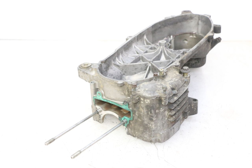 photo de LEFT ENGINE CRANKCASE YAMAHA XMAX X-MAX 125 (2006 - 2009) - Product overview