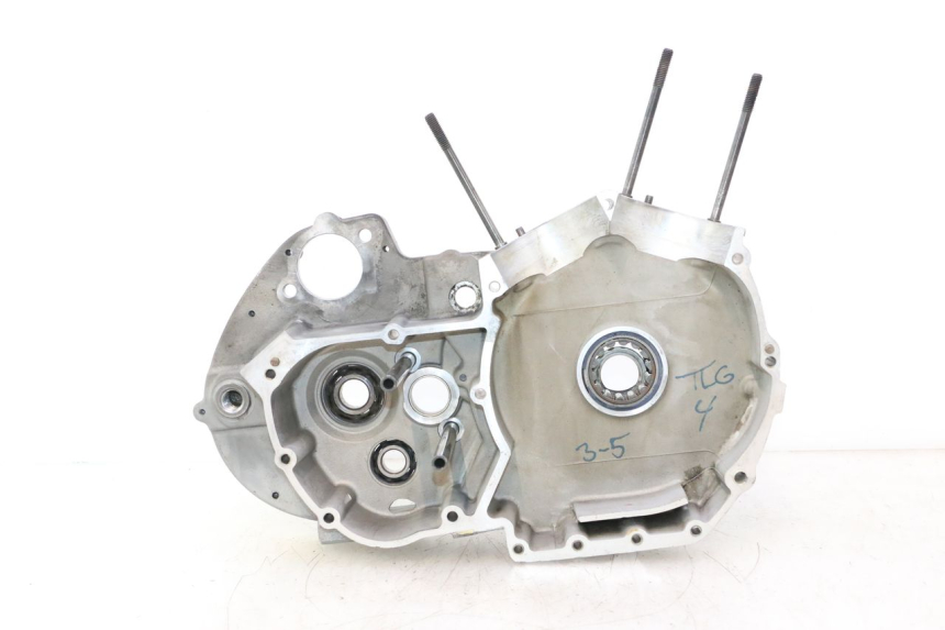 photo de LEFT ENGINE CRANKCASE BUELL XB12R XB 12 R 1200 (2004 - 2010) - Fixing points details