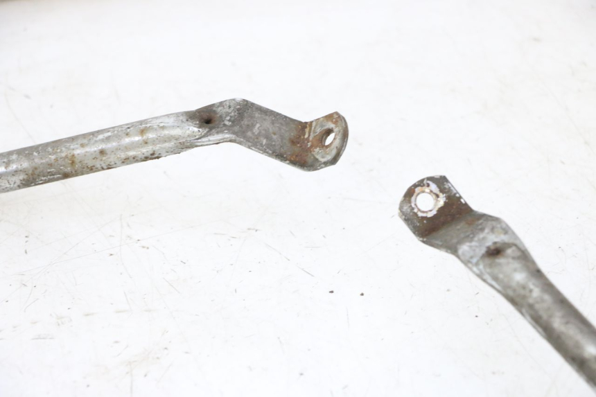 photo de CYLINDER CRASH PROTECTOR PIAGGIO LIBERTY 125 (1998 - 2008) - Zoom on usage condition