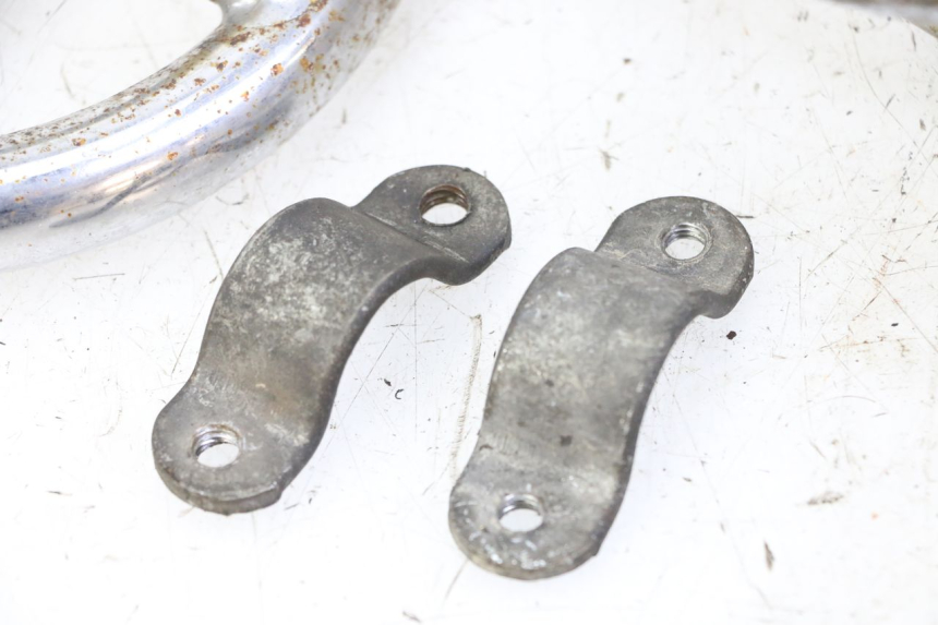 photo de CYLINDER CRASH PROTECTOR YAMAHA XJN DIVERSION 600 (2000 - 2003) - High-resolution close-up