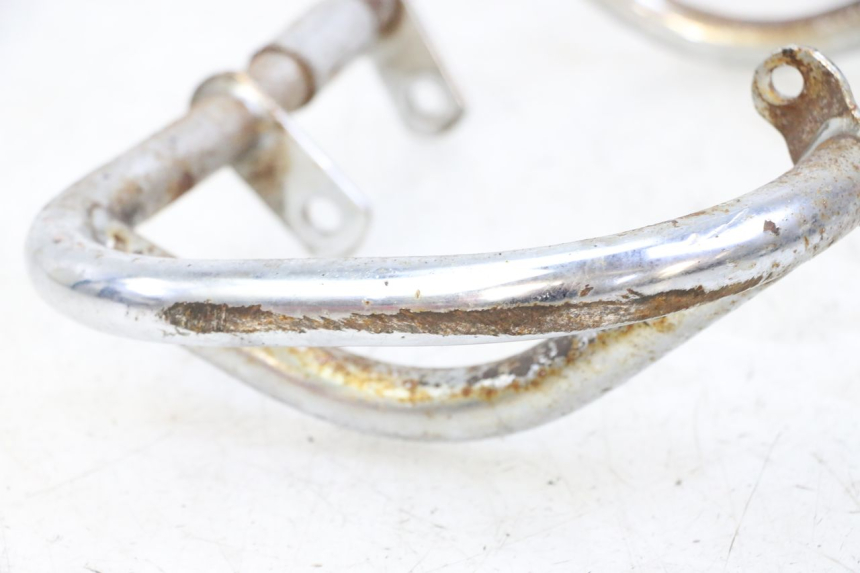 photo de CYLINDER CRASH PROTECTOR YAMAHA XJN DIVERSION 600 (2000 - 2003) - Zoom on usage condition