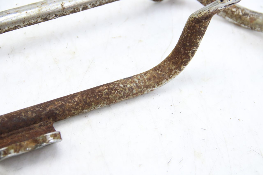 photo de ENGINE CYLINDER HEAD COVER YAMAHA XV VIRAGO 750 (1984 - 1998) - Fixing points details