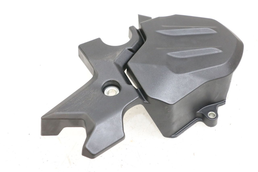photo de SPROCKET COVER KAWASAKI NINJA 400 (2018 - 2023) - Technical close-up
