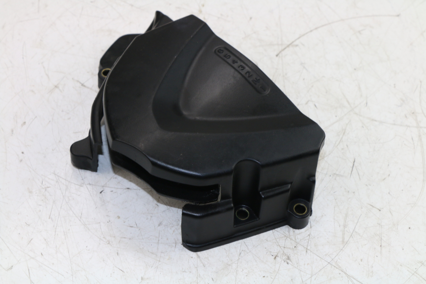 photo de SPROCKET COVER TRIUMPH STREET TRIPLE 675 (2007 - 2012) - Technical close-up