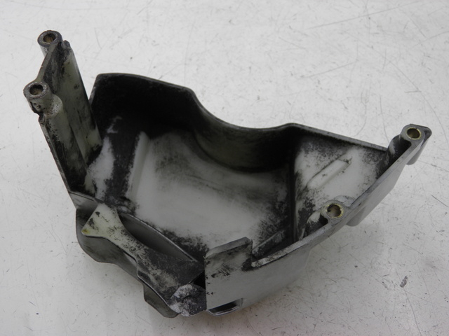 photo de SPROCKET COVER YAMAHA FZS FAZER 1000 (2003 - 2005) - Alternative perspective