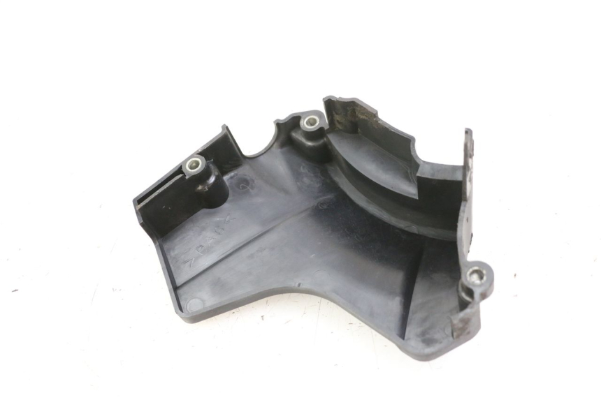 photo de SPROCKET COVER YAMAHA XJ6 600 (2008 - 2016) - Zoom on usage condition