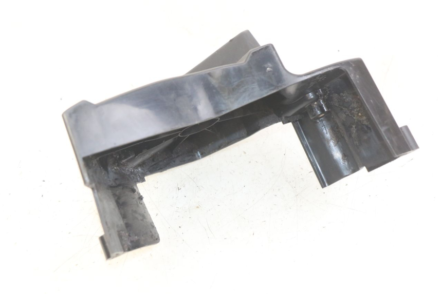 photo de SPROCKET COVER YAMAHA YZF R1 1000 (2007 - 2008) - Technical close-up