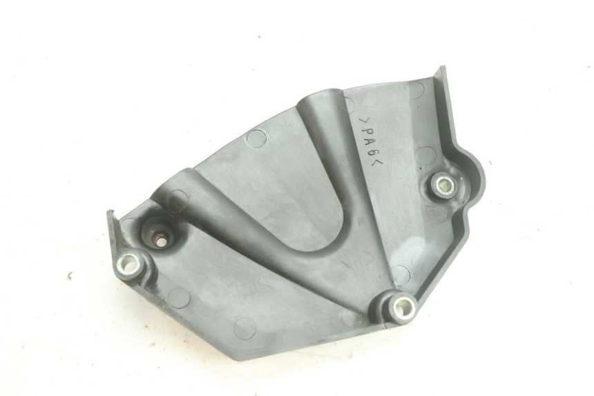 photo de SPROCKET COVER YAMAHA YZF R6 600 (2008 - 2009) - Zoom on usage condition