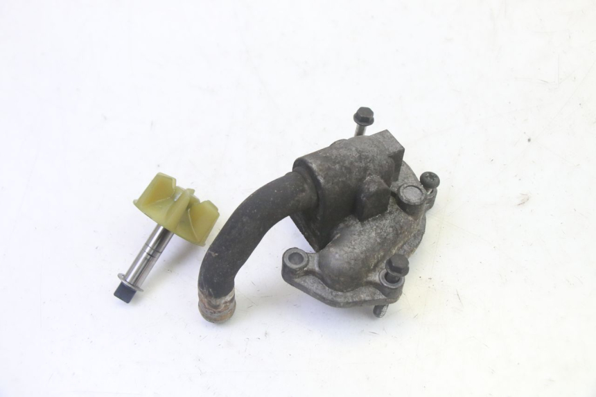 photo de WATER PUMP COVER SUZUKI BURGMAN 125 (2007 - 2014) - Component detail