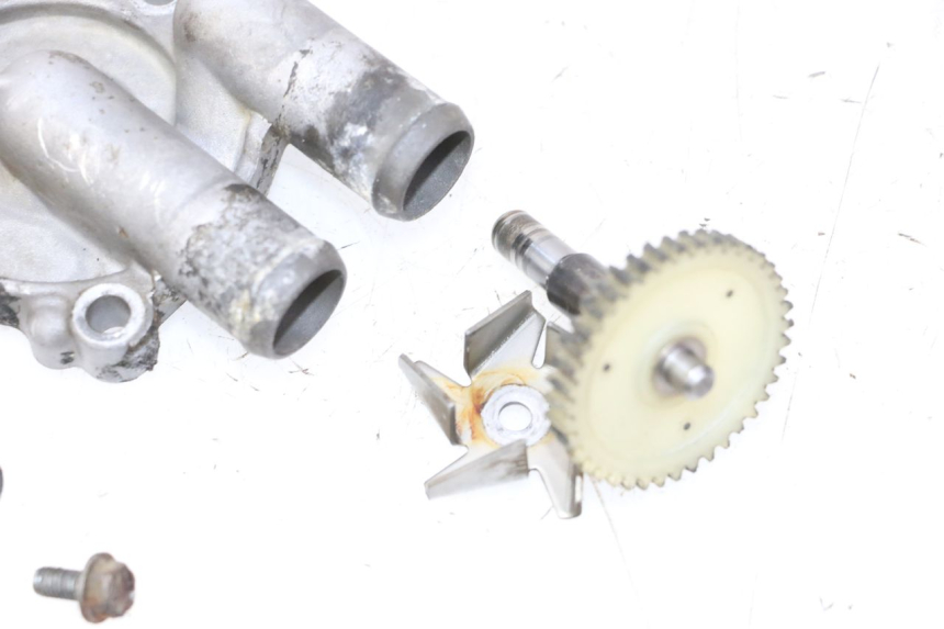 photo de WATER PUMP COVER KAWASAKI KX 85 (2014 - 2021) - Alternative perspective