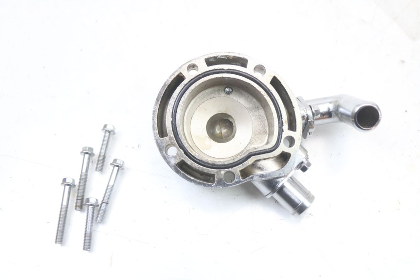 photo de WATER PUMP COVER REGAL RAPTOR SPYDER 125 (2010 - 2018) - Technical close-up