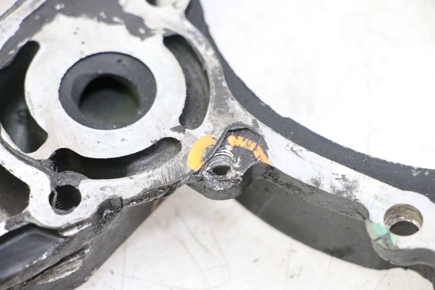 photo de WATER PUMP COVER CAGIVA SUPER CITY 125 (1992 - 1997) - Alternative perspective