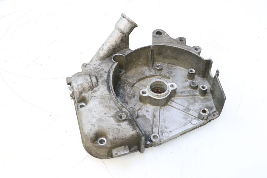 photo de STATOR COVER PEUGEOT KISBEE 4T 50 (2010 - 2017) - Fixing points details
