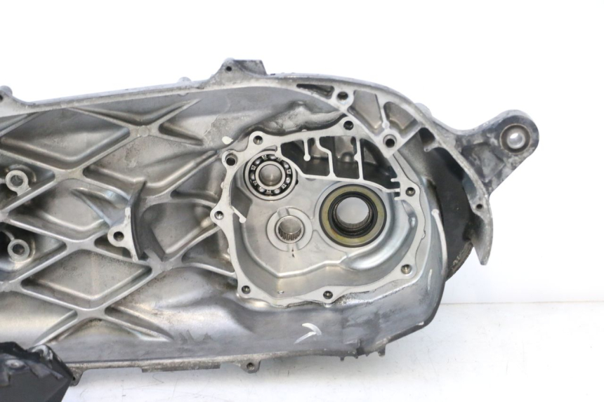photo de REAR WHEEL SHAFT COVER HONDA FJS SILVER WING SILVERWING 400 (2005 - 2008) - Supplementary product photo