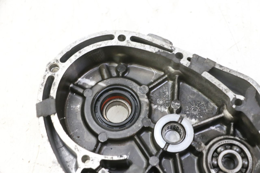 photo de REAR WHEEL SHAFT COVER KYMCO GRAND DINK 125 (2002 - 2007) - Product overview