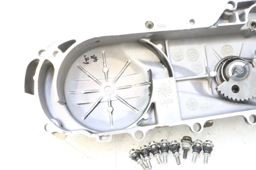 photo de VARIATOR COVER KYMCO AGILITY 4T 50 (2018 - 2022) - Technical close-up