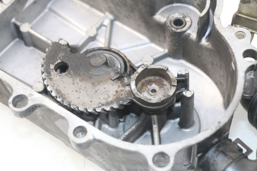 photo de DRIVE BELT COVER KYMCO AGILITY CITY 4T 50 (2008 - 2016) - Alternative perspective