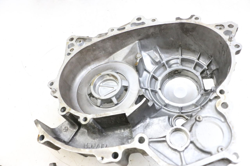 photo de DRIVE BELT COVER SUZUKI BURGMAN 650 (2013 - 2020) - Fixing points details