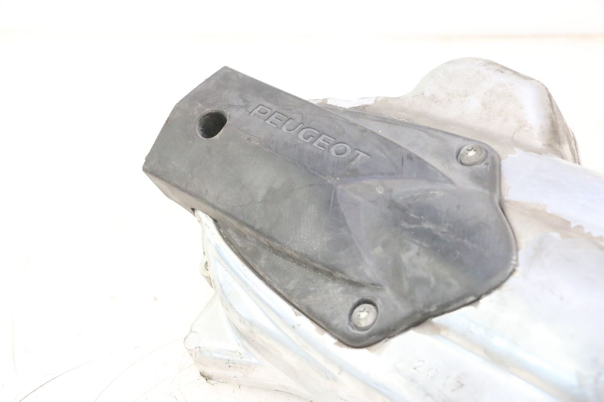 photo de VARIATOR COVER PEUGEOT CITYSTAR 125 (2011 - 2017) - Distinctive features